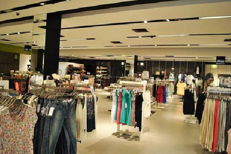 石首商场里的店面怎么装修?